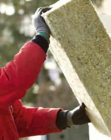 Verlegung von Rockwooldmmplatten an Vorhangfassade in Hmelerwald und Inspektionskamera /  Endoskop